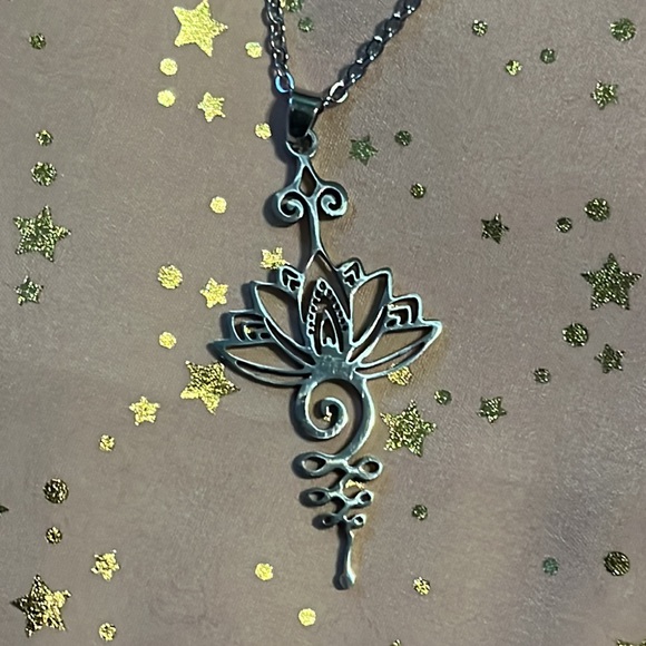 New Unalome Hollow Lotus Flower pendant Necklace - Picture 9 of 10